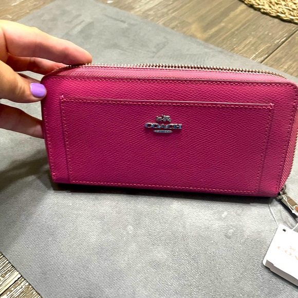 Coach Handbags - Pink Coach wallet NWT